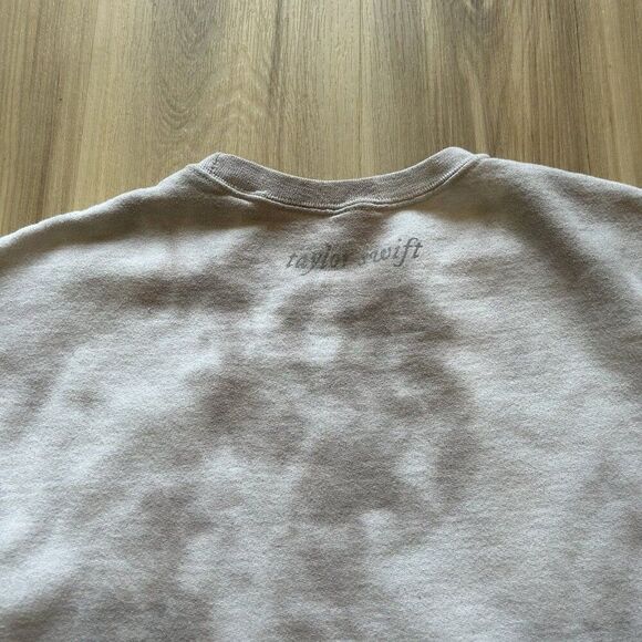 Taylor Swift Folklore Album Tye-Dye Crewneck Sweatshirt Official Merch Size S - Picture 9 of 9